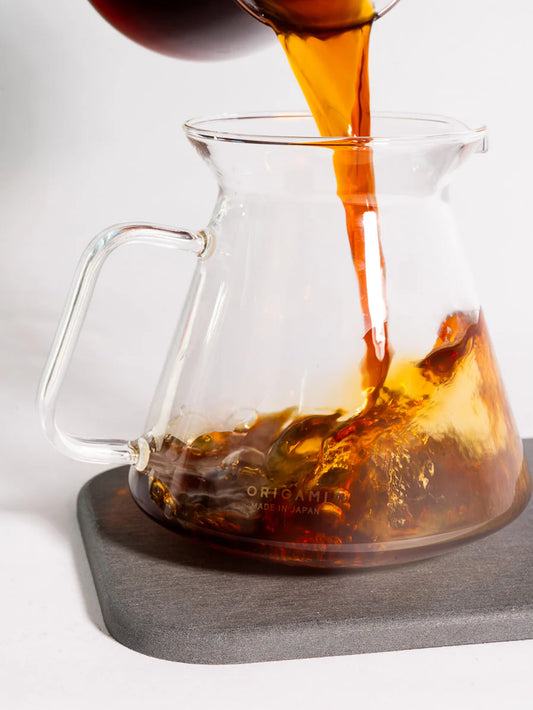 ORIGAMI X HARIO GLASS CARAFE 710 ML